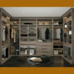 Montageservice für Drehtürenschrank